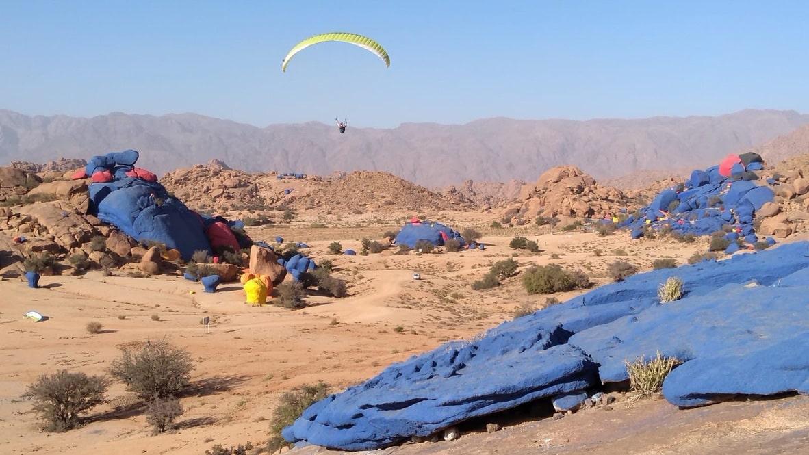 Site de vol en parapente de tafraout les rochers bleus au maroc