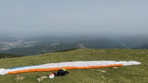 décollage parapente de Montségur en Ariège